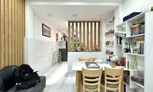 BÁN NHÀ QUẬN 3 45M2 HẺM 3M 2 TẦNG 3PN ĐẸP LUNG LINH HOÀN CÔNG ĐỦ LÝ CHÍNH THẮNG 5.6 TỶ