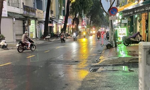 BÁN NHÀ MẶT TIỀN 45M2 5 TẦNG NGANG 5M KINH DOANH ĐA NGÀNH HIẾM NGUYỄN THÁI BÌNH 11.5 TỶ.