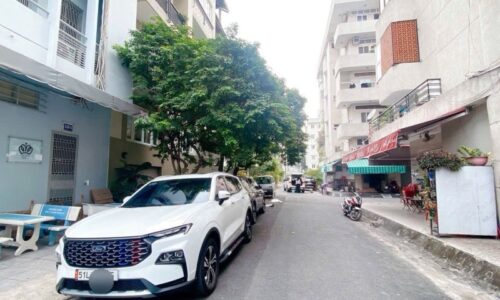 BÁN NHÀ PHÚ NHUẬN HXH 8M 60M2 NGANG 7M 2 TẦNG LÔ GÓC KD ĐỈNH HỒ VĂN HUÊ 5.6 TỶ.