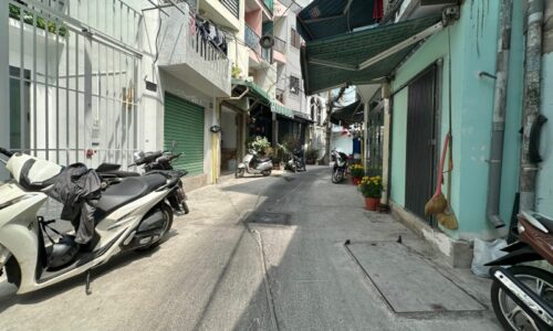 BÁN NHÀ QUẬN 3 HẺM 5,2M OTO THÔNG 50M2 NỞ HẬU 4M 3 TẦNG 3 PN CMT8 KD ĐỈNH 6.9 TỶ.