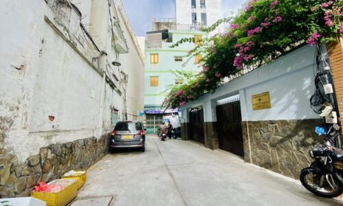 BÁN NHÀ QUẬN 3 OTO VÀO NHÀ 70M2 5 TẦNG 9 PN CHDV KD ĐỈNH CHDV  LÊ VĂN SỸ NGỢP BANK GẤP BÁN 12.25 TỶ.