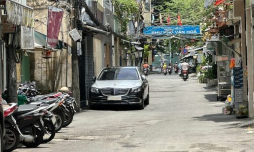 BÁN NHÀ MẶT TIỀN HẺM 70M2 2 TẦNG NGANG 4,2M NỞ HẬU KD ĐỈNH LÊ VĂN SỸ 13.9 TỶ.