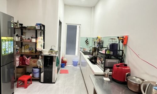 BÁN NHÀ PHÚ NHUẬN HXH 60M2 2 TẦNG NGANG GẦN 4M VUÔNG SÁT MT LÊ VĂN SỸ 9 TỶ.