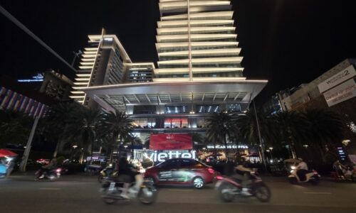 BÁN NHÀ QUẬN 3 HXH 140M2 2 TẦNG NGANG 12M SIÊU HIẾM NGỢP BANK CMT8  14 TỶ.