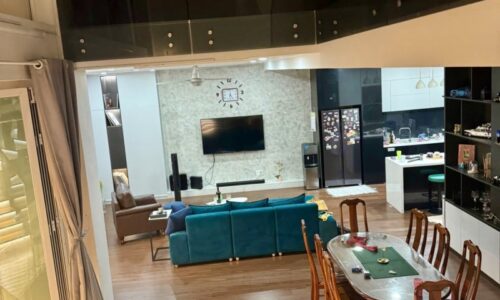 BÁN NHÀ CĂN HỘ PENTHOUSE  200M2 2 TẦNG NGANG 12M 3 PN VIP ĐẸP TRƯỜNG SA 12.99 TỶ.