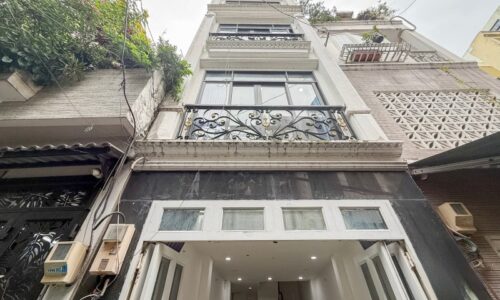 BÁN NHÀ PHÚ NHUẬN HXH 40M2 5 TẦNG 4 PN KD ĐỈNH SÁT MT ĐÀO DUY TỪ 7.X TỶ