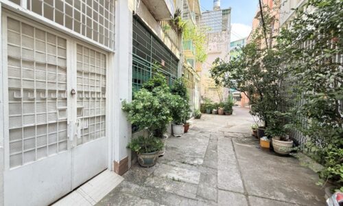 BÁN NHÀ PHÚ NHUẬN HXH 68M2 3 TẦNG NGANG 4M 4 PN DÂN TRÍ NGUYỄN VĂN ĐẬU 9.8 TỶ.