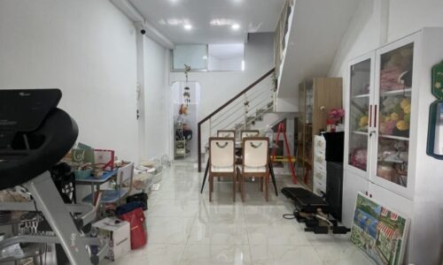 BÁN NHÀ QUẬN 10 HXH 50M2 2 TẦNG NGANG 4M 3 PN HẺM THÔNG CMT8 6.8 TỶ.