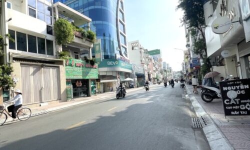 BÁN NHÀ PHÚ NHUẬN HXH 57M2 3 TẦNG SÁT MT DÂN TRÍ CAO HUỲNH VĂN BÁNH 8.7 TỶ.