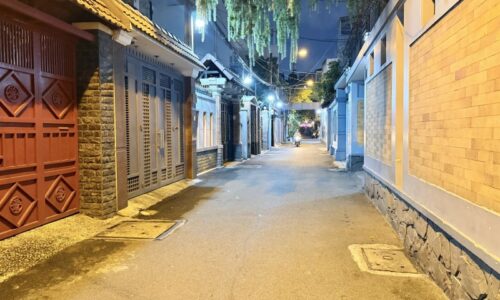 BÁN NHÀ PHÚ NHUẬN HXH 60M2 4 TẦNG NGANG GẦN 8M SÁT MT DÂN TRÍ CAO ĐÀO DUY ANH 8.8 TỶ