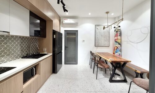 BÁN NHÀ PHÚ NHUẬN HXH 40M2 3 TẦNG NGANG 4M 4 PN SÁT MT ĐẶNG VĂN NGỮ 6.8 TỶ.